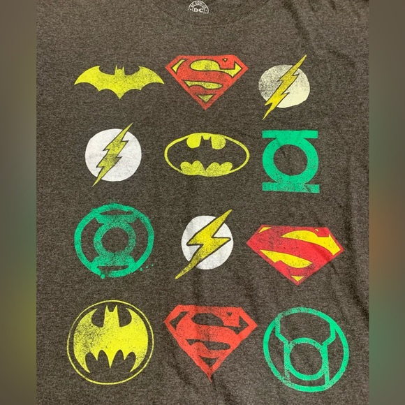 DC COMICS mens grey tshirts with heroes symbols - Picture 4 of 9